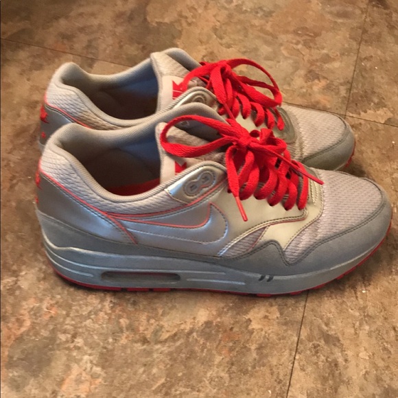 Nike Other - Nike AirMax 1